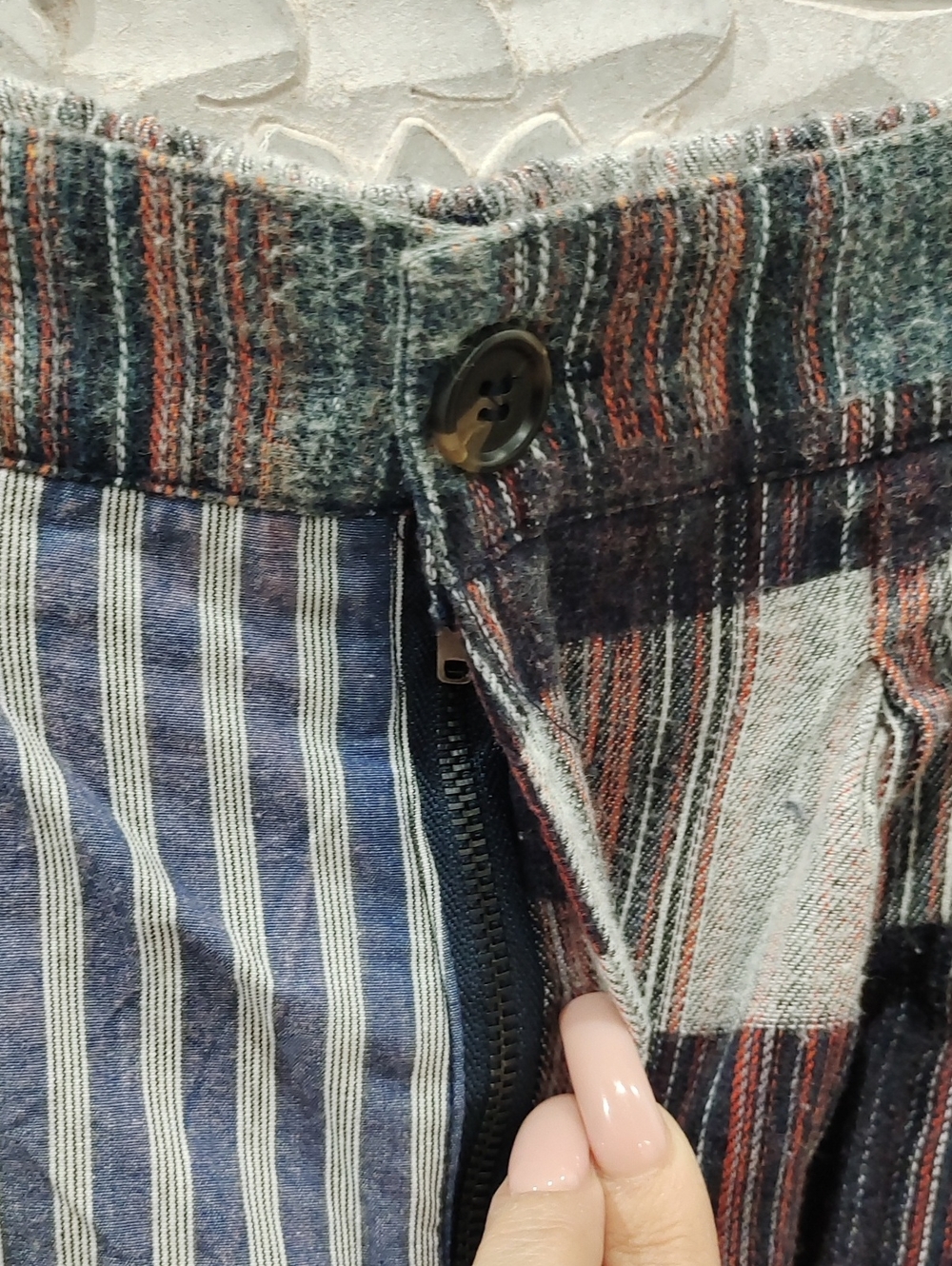 Multi Patchwork Distressed Vintage Wash Pants - Picture 4 of 9